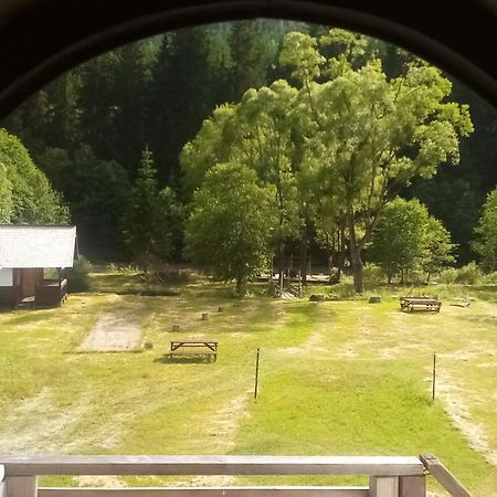 La Malu' Bistritei - Casutele Valea Stanii Hotel Luaran gambar