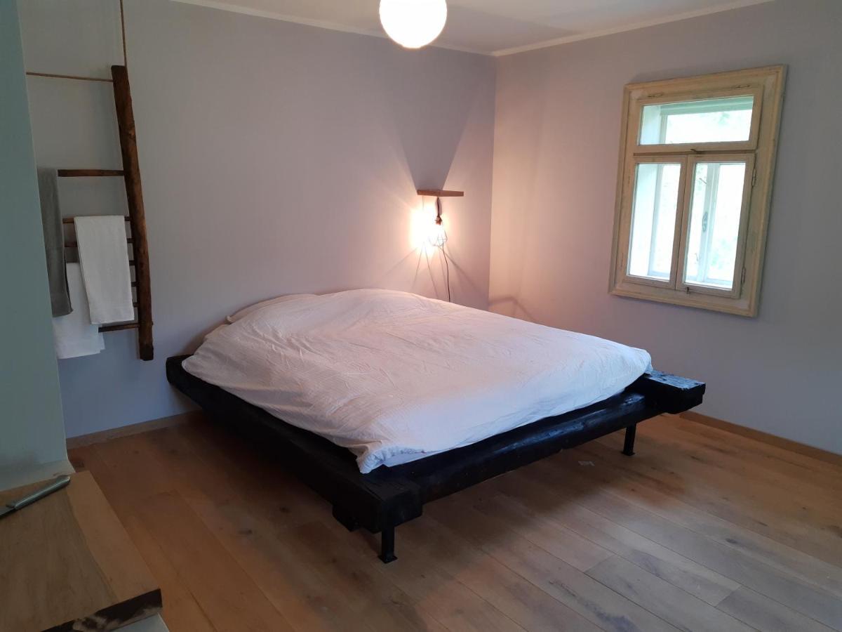 La Malu' Bistritei - Casutele Valea Stanii Hotel Luaran gambar